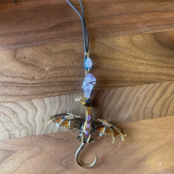 Dragons Tale-Dragon Amethyst car Charm - Picture 3 of 5